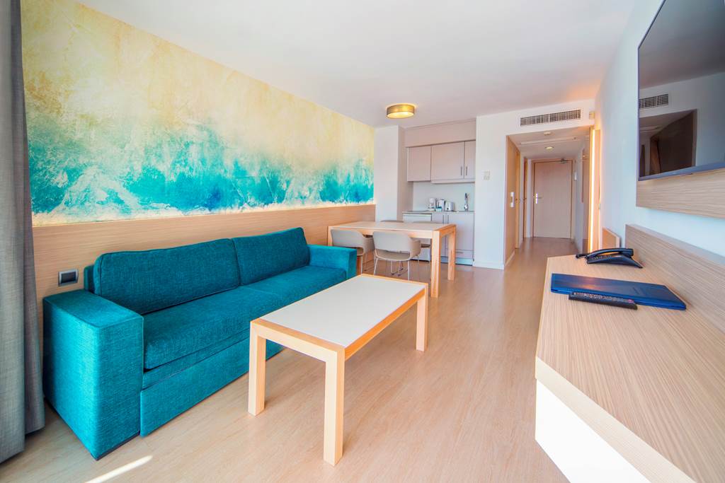 PMI_88629_Fontanellas_Playa_Aparthotel_1224_04.jpg