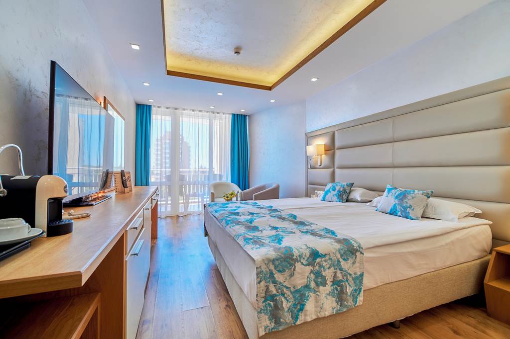 BOJ_84191_Bilyana_Beach_Hotel_0822_07.jpg