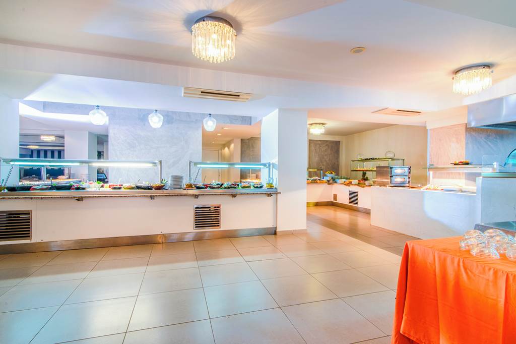 SKG_77437_Lagomandra_Beach_Hotel_0723_01.jpg