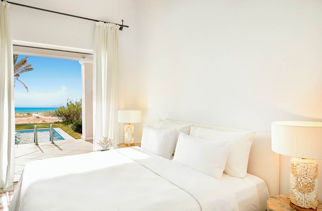 KLX_81946_Grecotel_Mandola_Rosa_0822_02.jpg