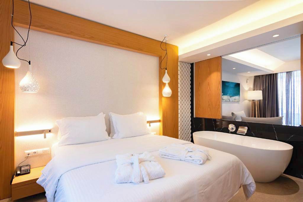 KLX_88149_Colonides_Beach_Hotel_0924_20.jpg