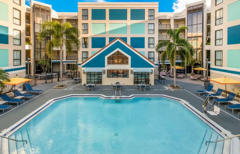 Sonesta-ES-Suites-Orlando-International-Drive-1.jpg