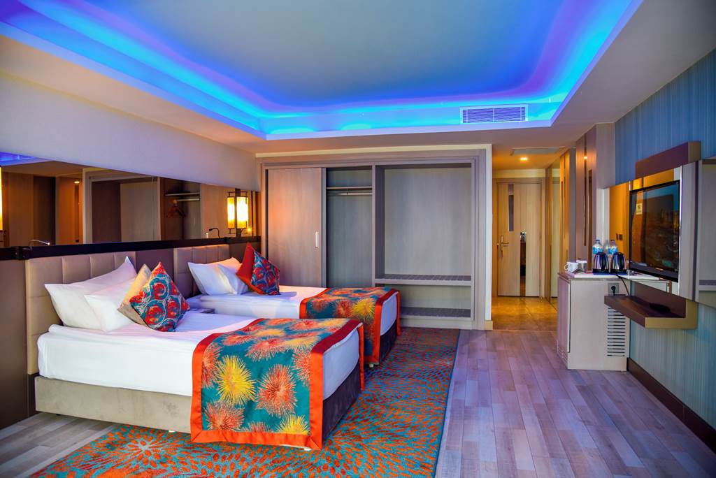 AYT_87716_Royal_Seginus_Hotel_0724_02.jpg