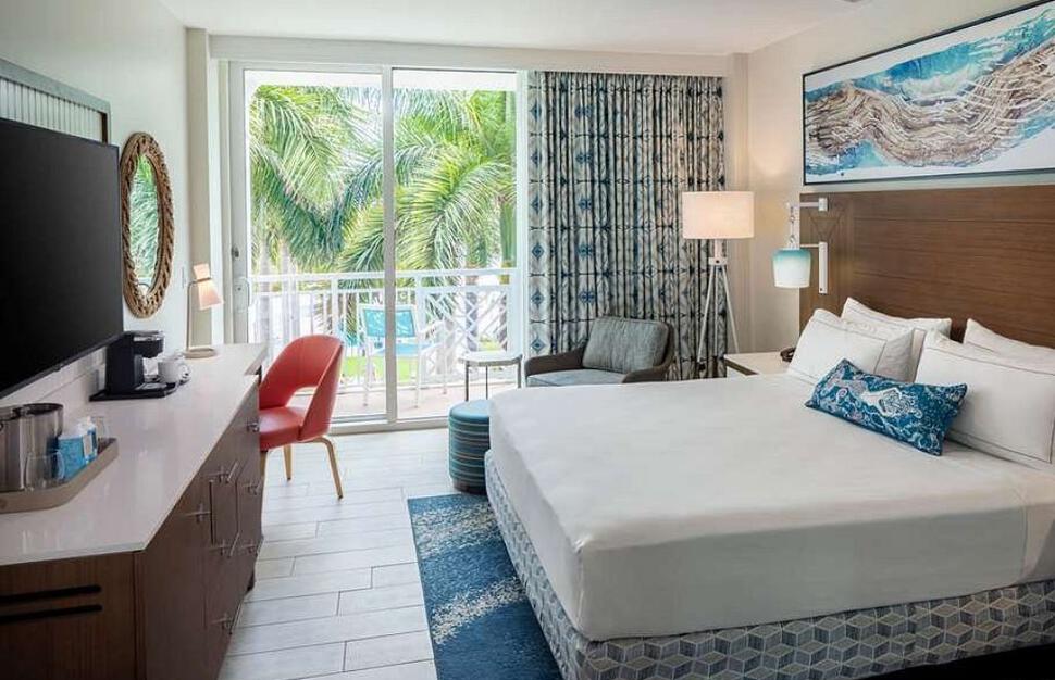 The-Reach-Key-West-Curio-Collection-by-Hilton-4.jpg