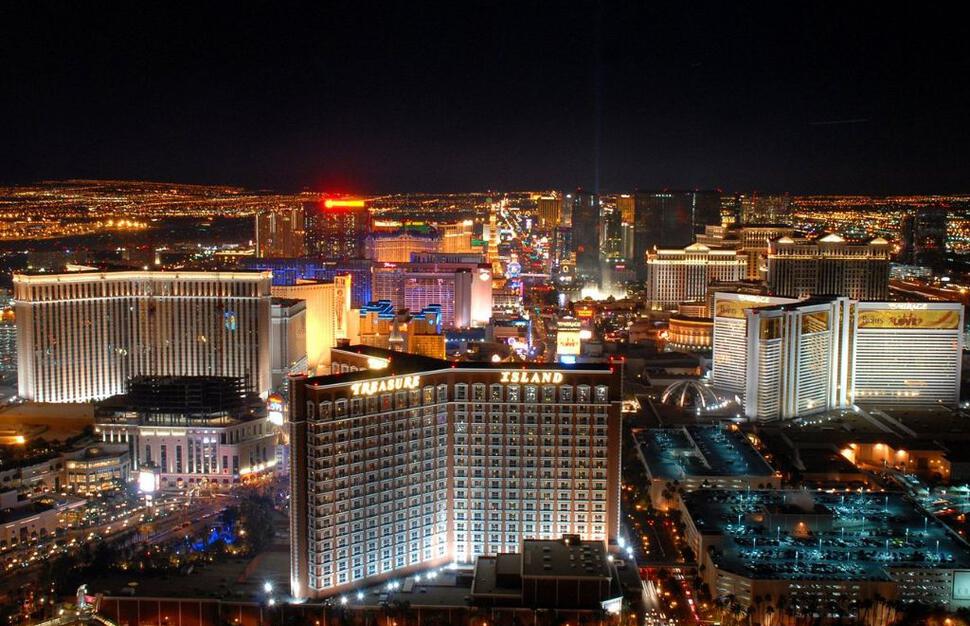 Treasure-Island-TI-Las-Vegas-Hotel-Casino-a-Radisson-Hotel-22.jpg