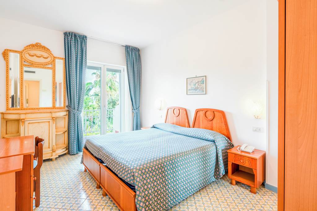 NAP_73273_Hotel_Eliseo_Park's_0424_14.jpg