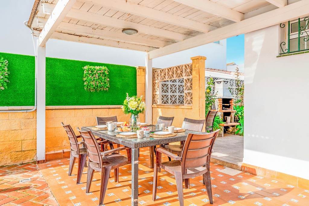 AGP_88276_Villa_Ruby_Sol_1124_02.jpg