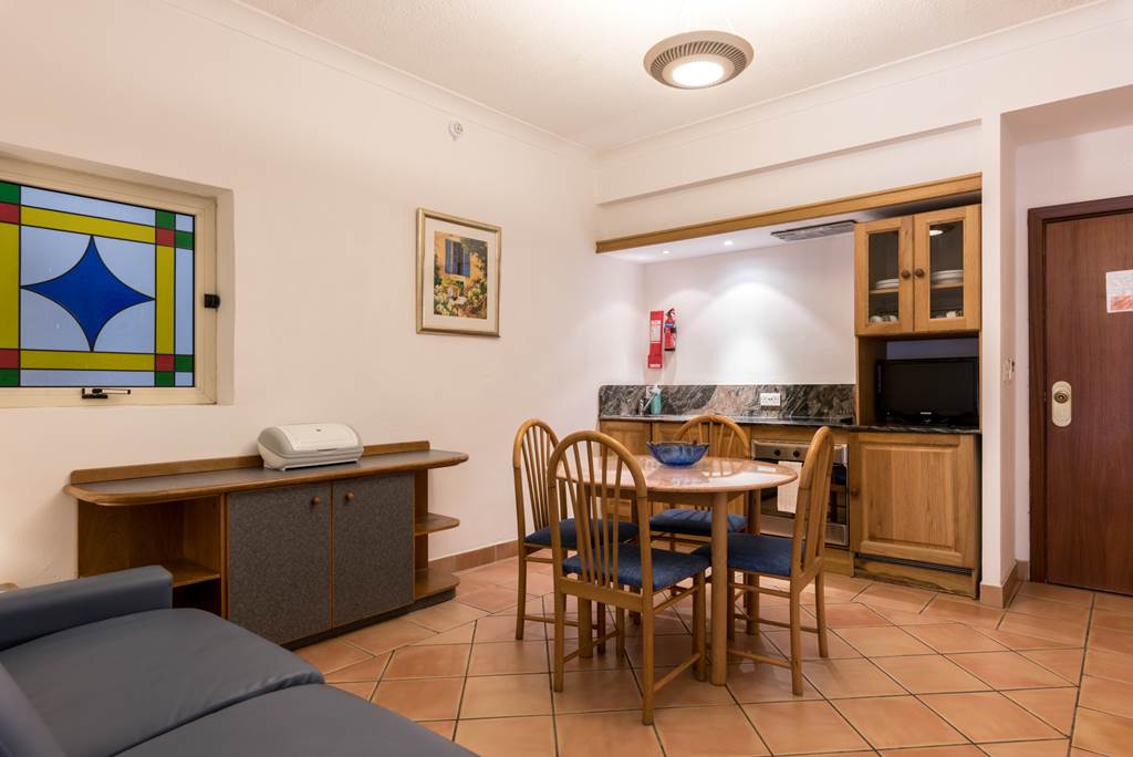 MLA_74566_Sunny_Coast_Rst_Spa_0618_12.jpg