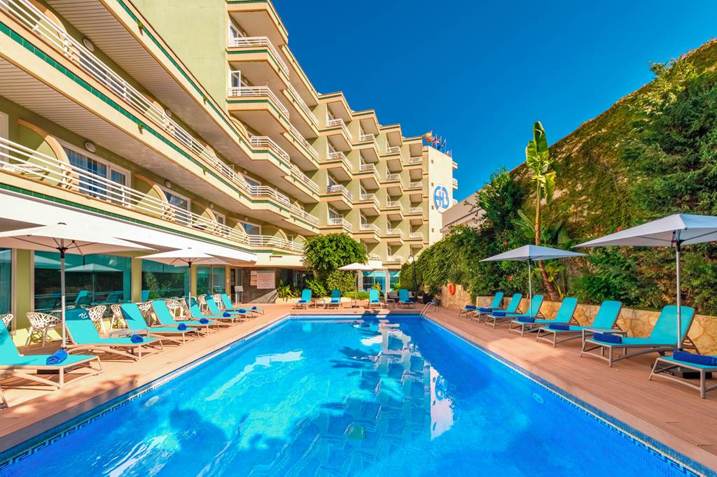 PMI_74006_Agua_Beach_Hotel_1123_01.jpg