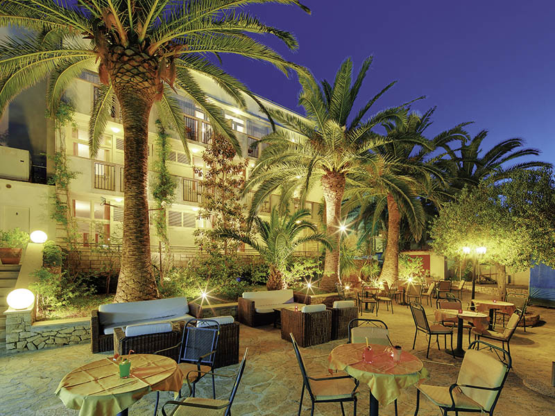 71783_Boutique%20Hotel%20Villa%20Adriatica_8_20131101_025141.gif