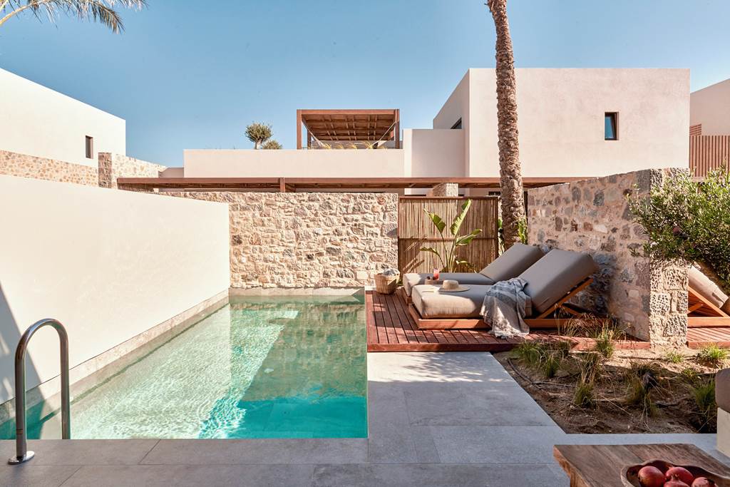 KGS_83909_Theros_All_Suite_Hotel_1222_21.jpg