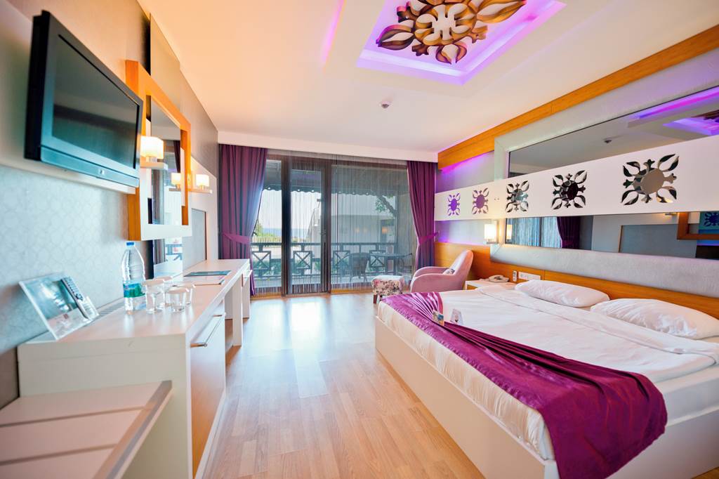 AYT_81466_Flora_Garden_Hotel_1119_25.jpg