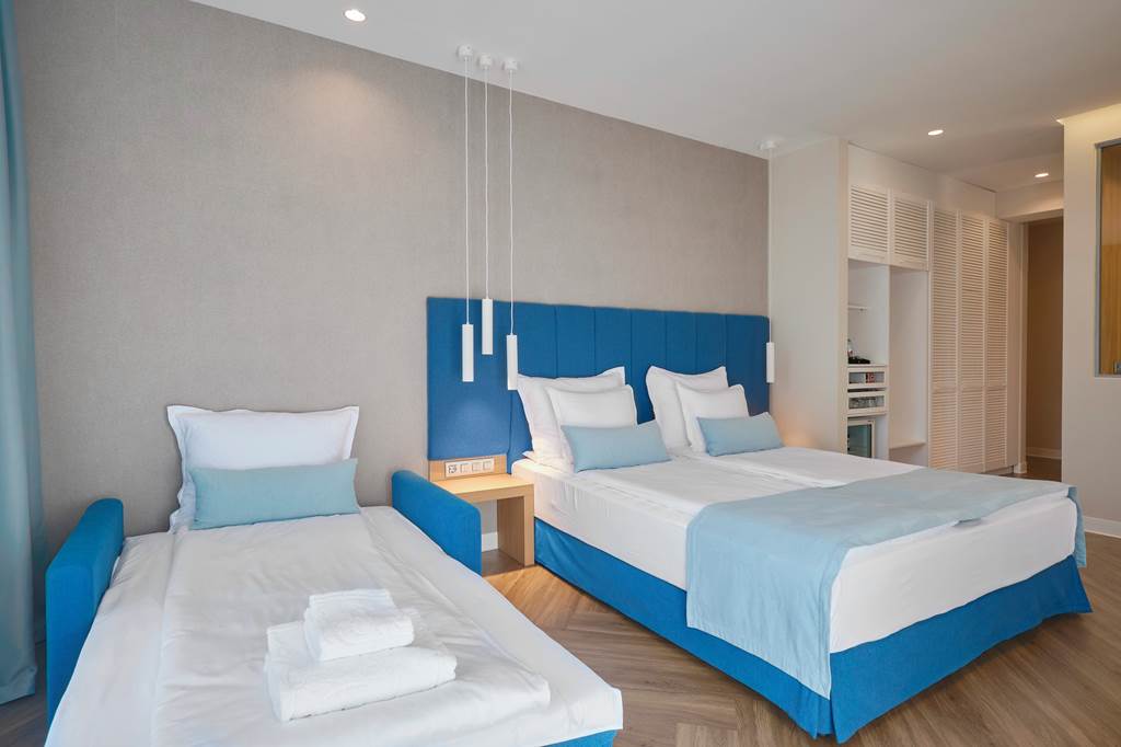 BOJ_87441_Viva_Mare_Beach_Hotel_0224_29.jpg