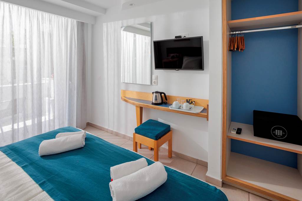 HER_88263_Alia_Beach_Hotel_1024_19.jpg