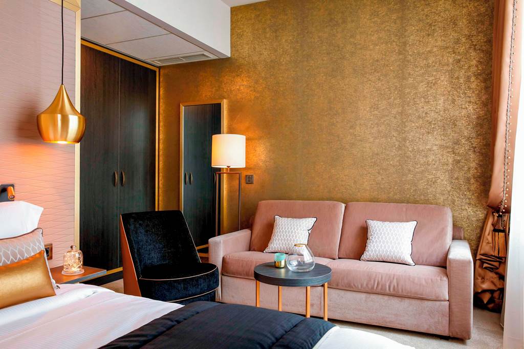 CDG_85789_Niepce_Paris_Hotel_Curio_Collection_by_Hilton_1123_01.jpg
