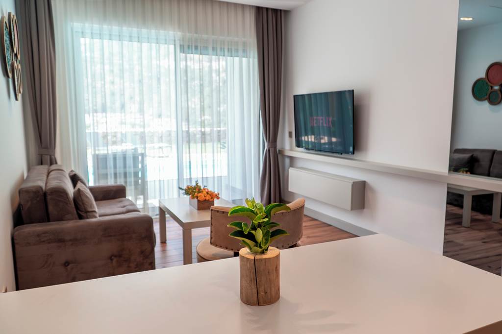 DLM_87881_Z_Villas_-_Family_Villa_with_Private_Pool_1124_03.jpg