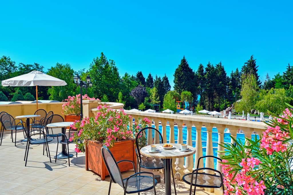 BOJ_78383_Sol_Nessebar_Palace_1119_02.jpg