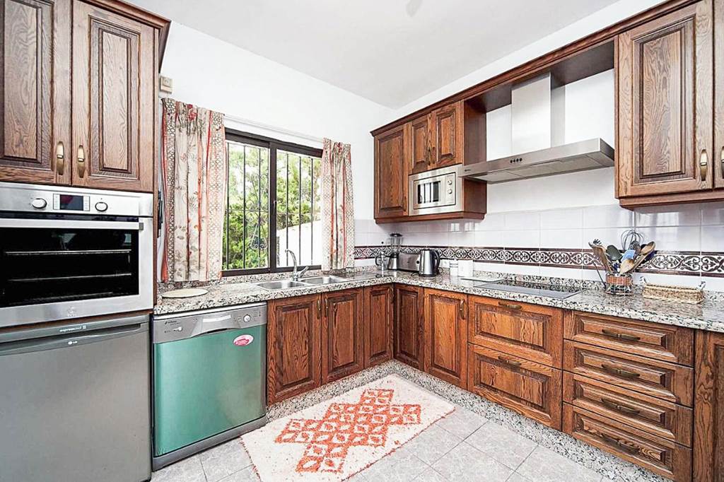 AGP_86807_Villa_Frondega_Benalmadena_1223_05.jpg