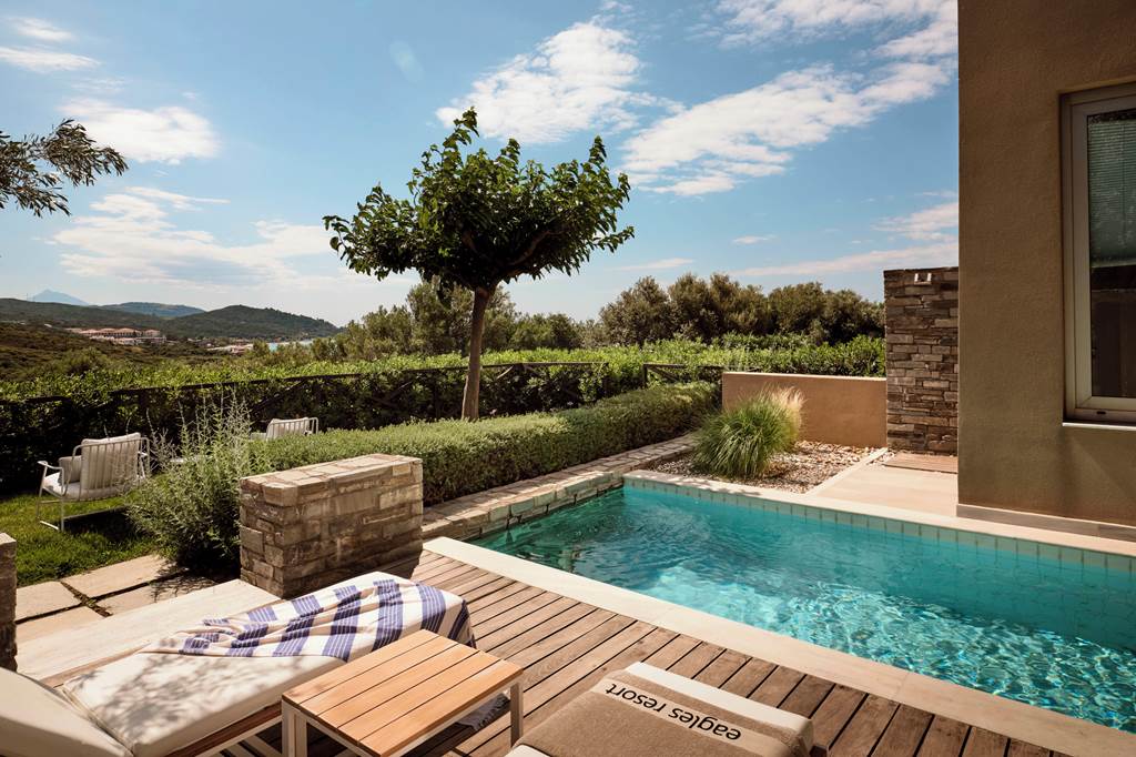 SKG_82137_Eagles_Villas_0125_12.jpg