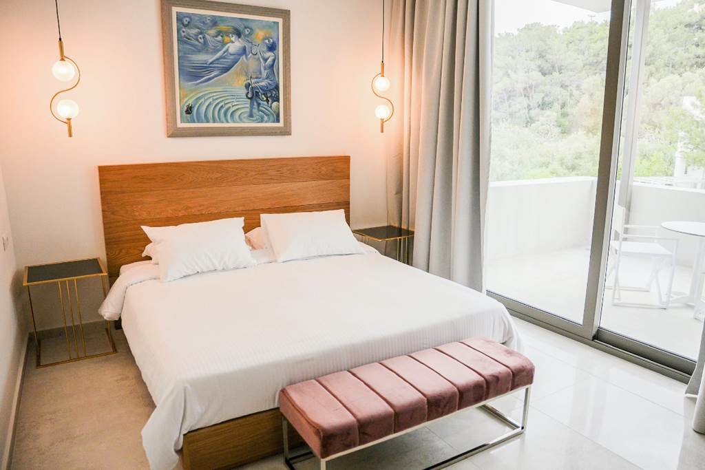 MJT_87092_Mythical_Coast_Wellness_Retreat_1223_01.jpg