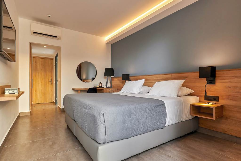 HER_86623_Sentido_Amounda_Bay_0124_04.jpg