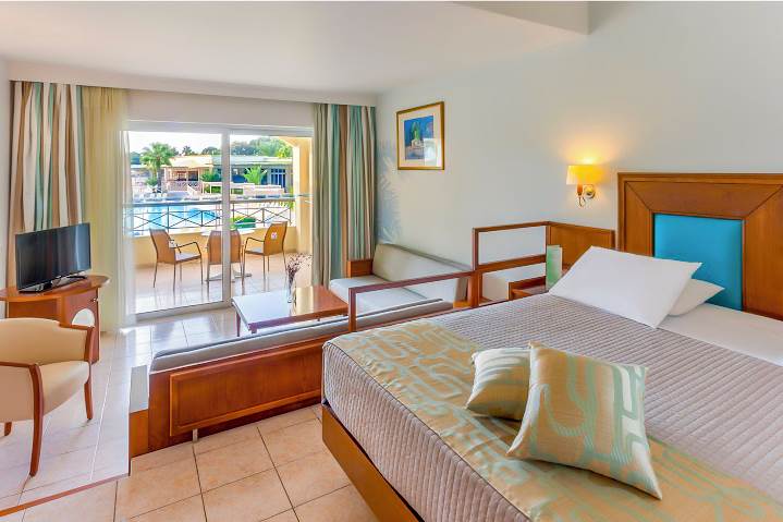 KGS_68540_Kipriotis_Maris_Suites_1122_10.jpg