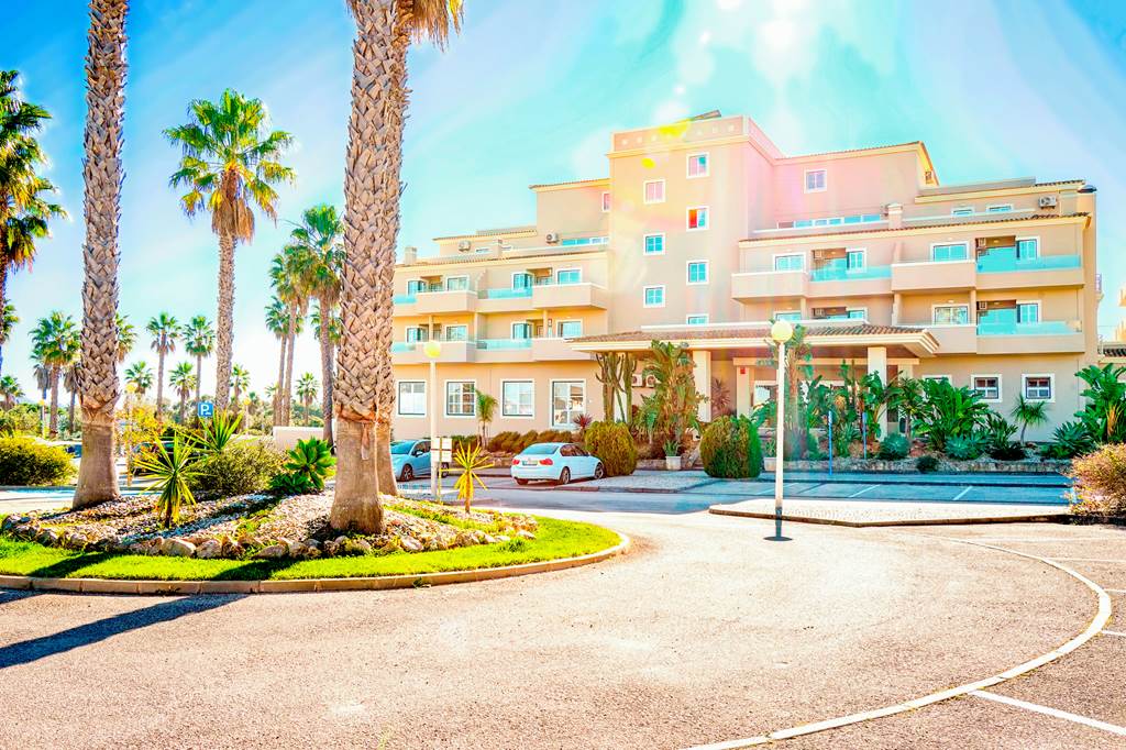 FAO_79341_Vitor's_Plaza_&_Slide_&_Splash_Waterpark_0524_04.jpg