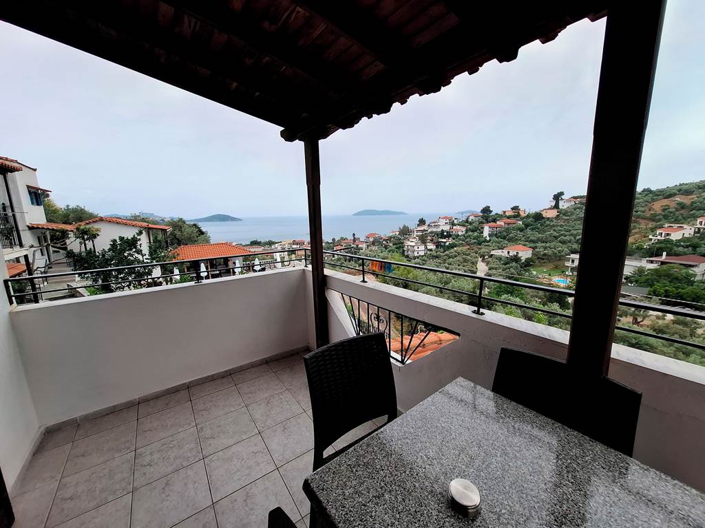 JSI_83389_Fengeros_Village_0824_24.jpg