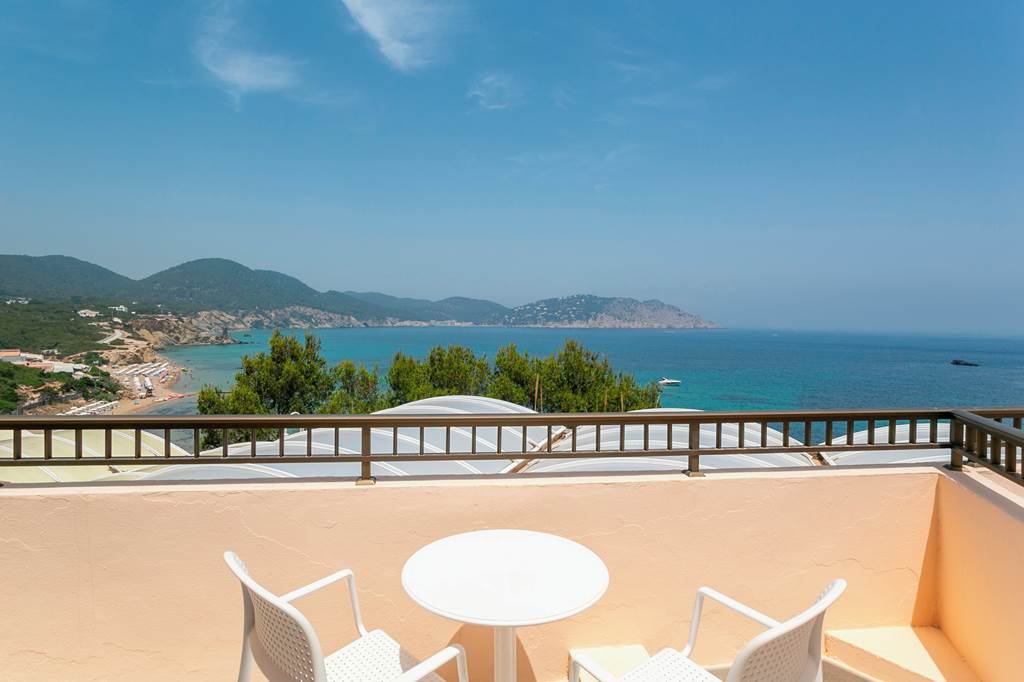 IBZ_70451_Invisa_Figueral_Resort_0719_49.jpg