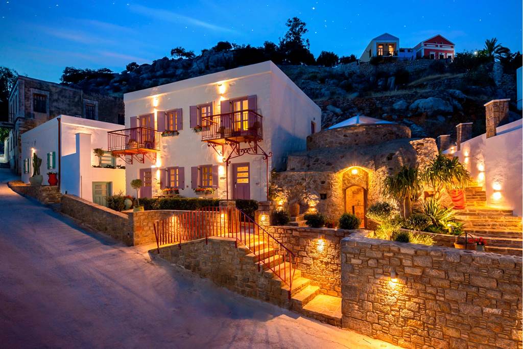 RHO_83557_Kaminos_Boutique_Hotel_1224_11.jpg