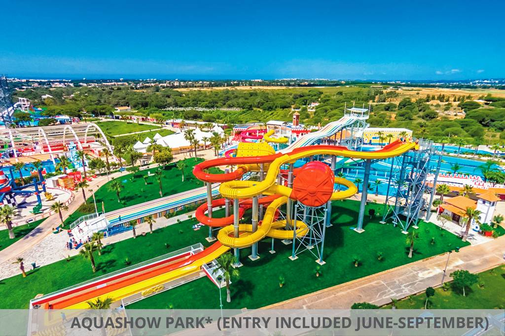 FAO_70156_Aquashow_Park_Hotell_1018_01.jpg