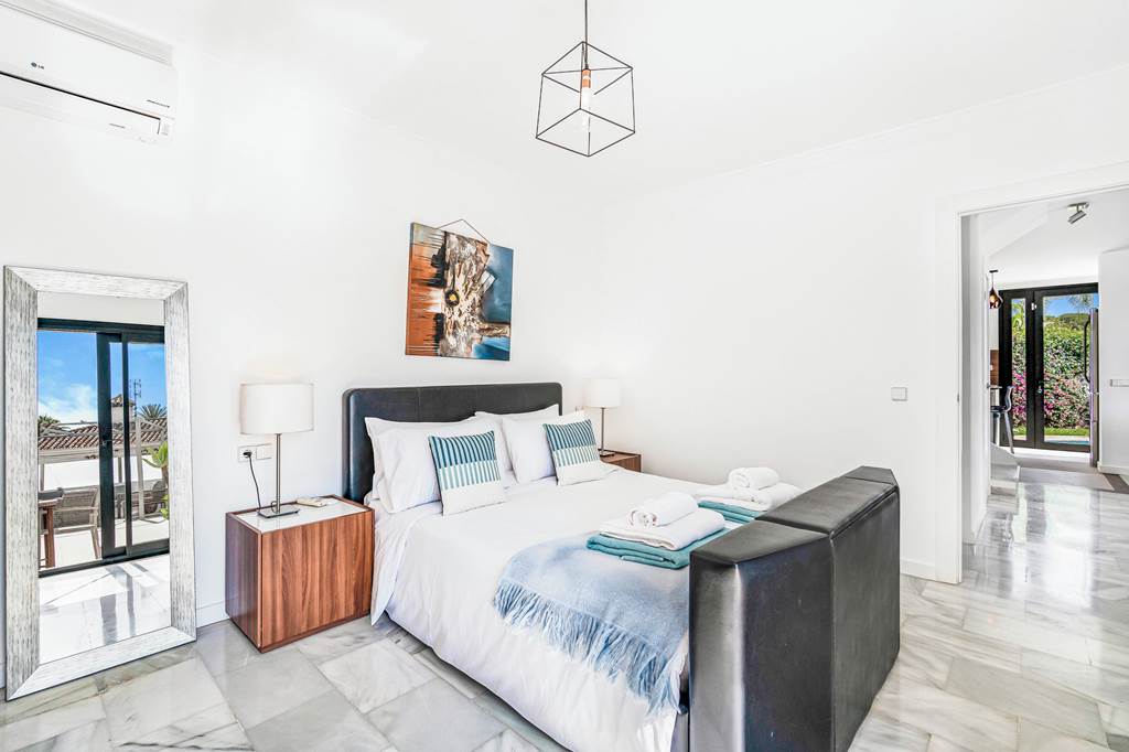 AGP_89089_Villa_Bella_Banus_0225_03.jpg