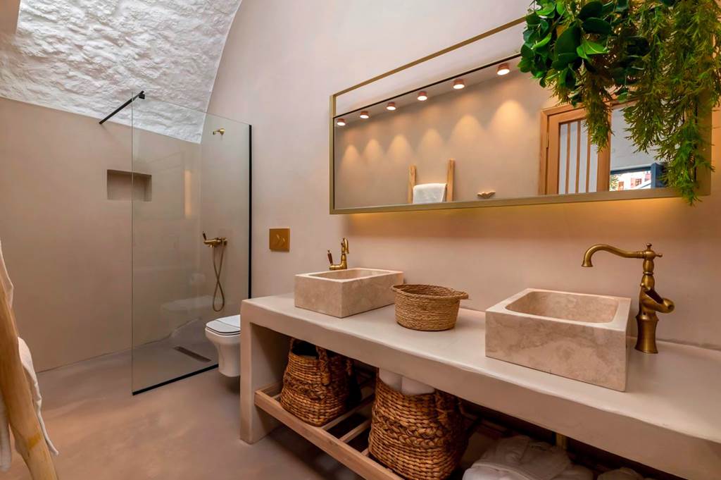 RHO_83557_Kaminos_Boutique_Hotel_1224_26.jpg