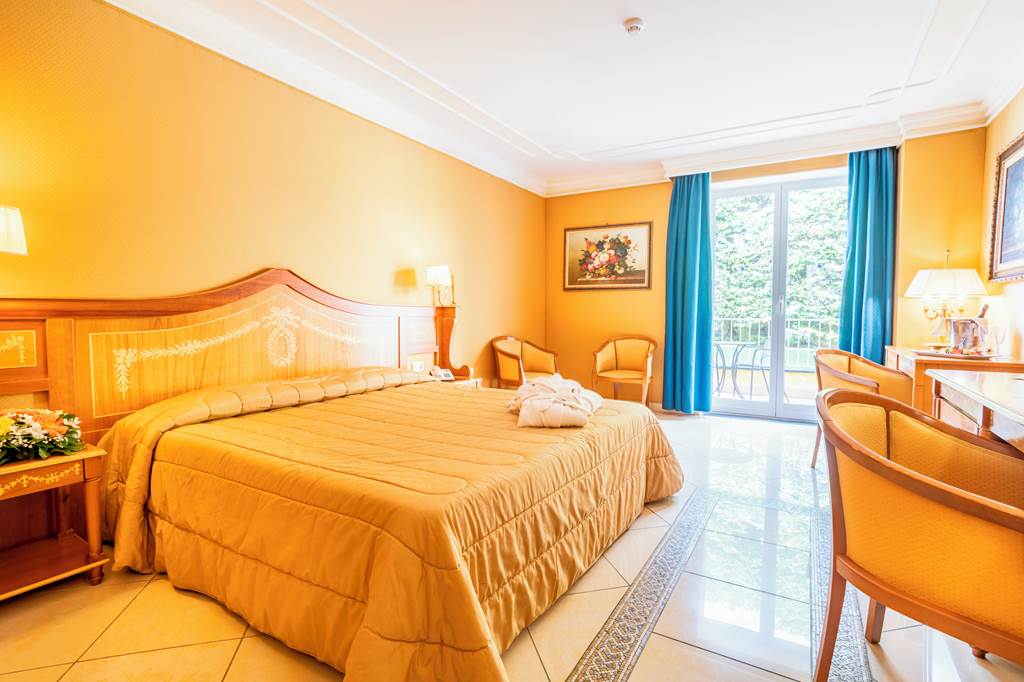 NAP_73331_Grand_Hotel_La_Pace_0523_14.jpg