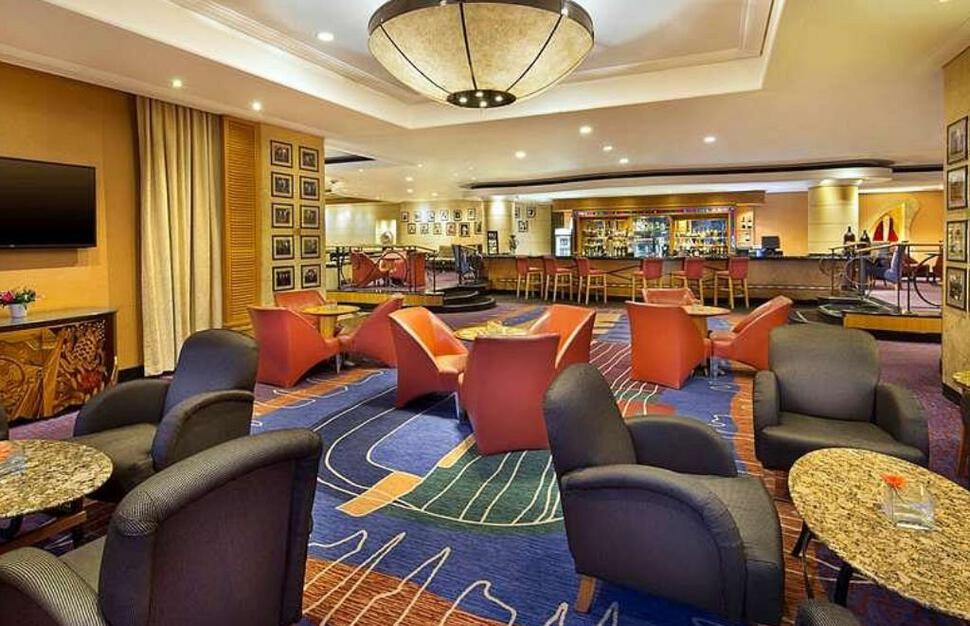 Hilton-Sandton-13.jpg
