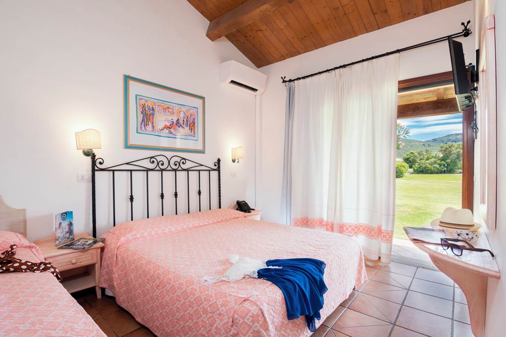 OLB_85415_TH_San_Teodoro_Hotel_0423_05.jpg