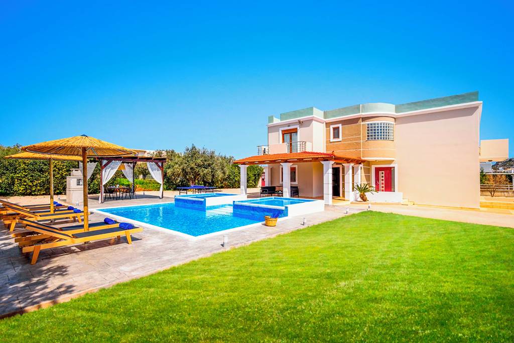 RHO_84142_Villa_Aileen_0822_03.jpg