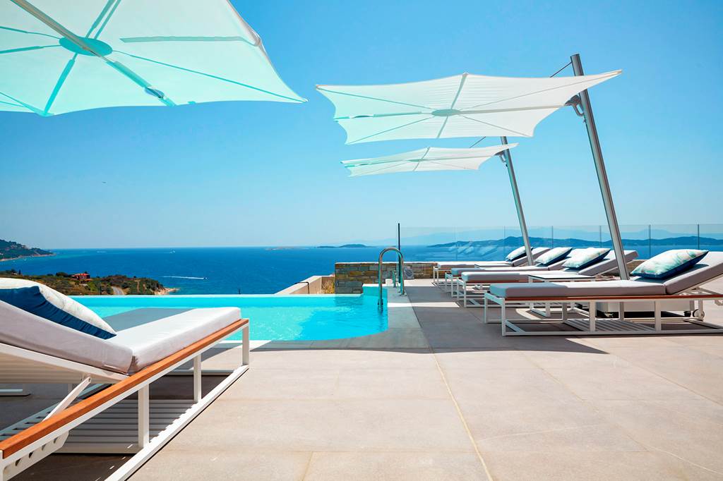 SKG_82137_Eagles_Villas_0123_18.jpg