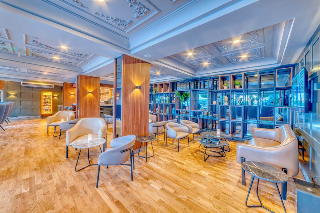 AYT_85380_Numa_Port_Hotel_0624_01.jpg