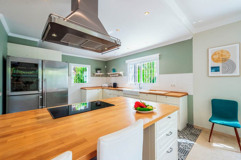 AGP_86123_Villa_Moongate_0923_06.jpg