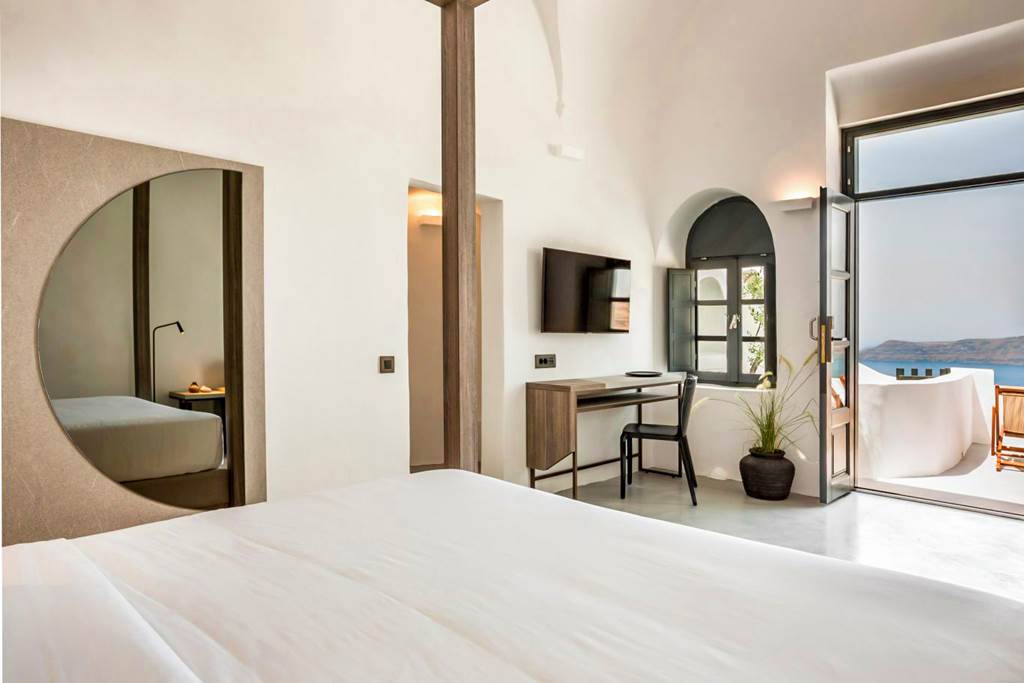 JTR_83779_Sun_Rocks_Hotel_&_Suites_0522_23.jpg