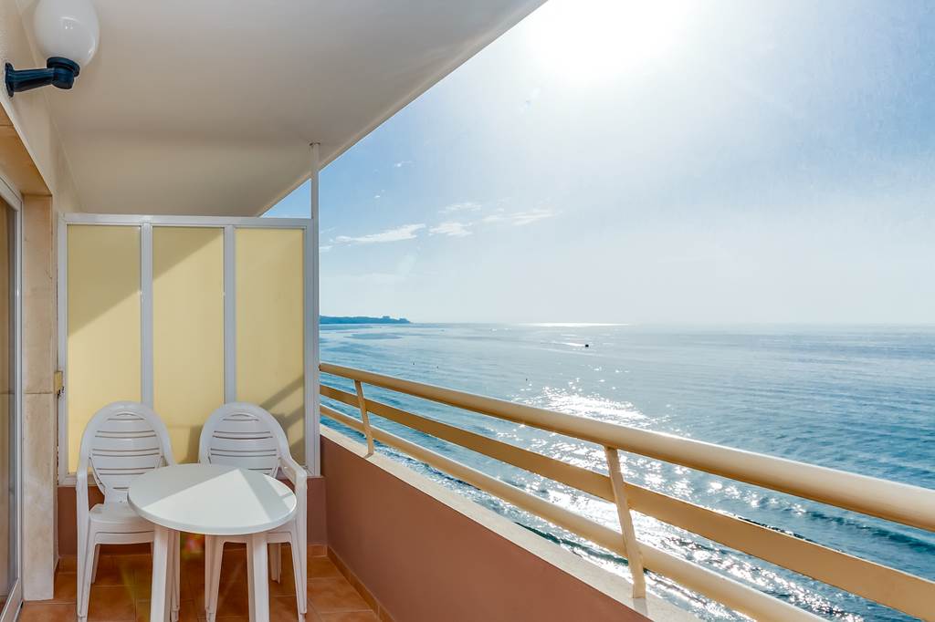 AGP_78099_Stella_Maris_Apts_0318_10.jpg