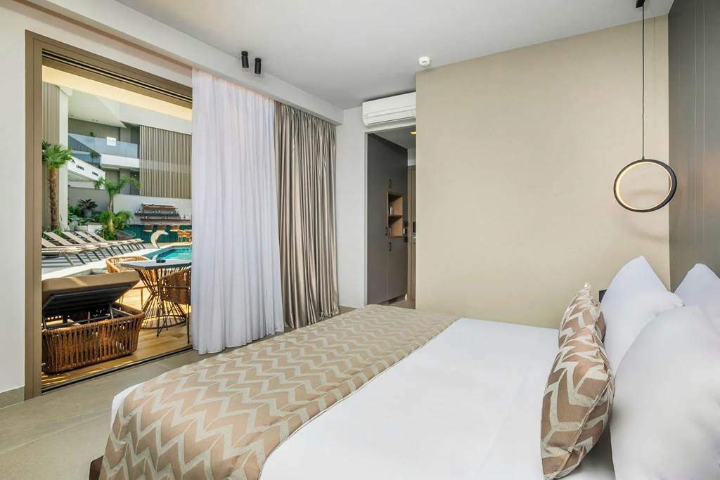 SKG_87954_Luuks_Luxury_Accommodation_0824_10.jpg