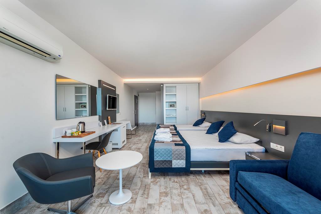 AYT_85744_White_City_Beach_Hotel_0723_13.jpg