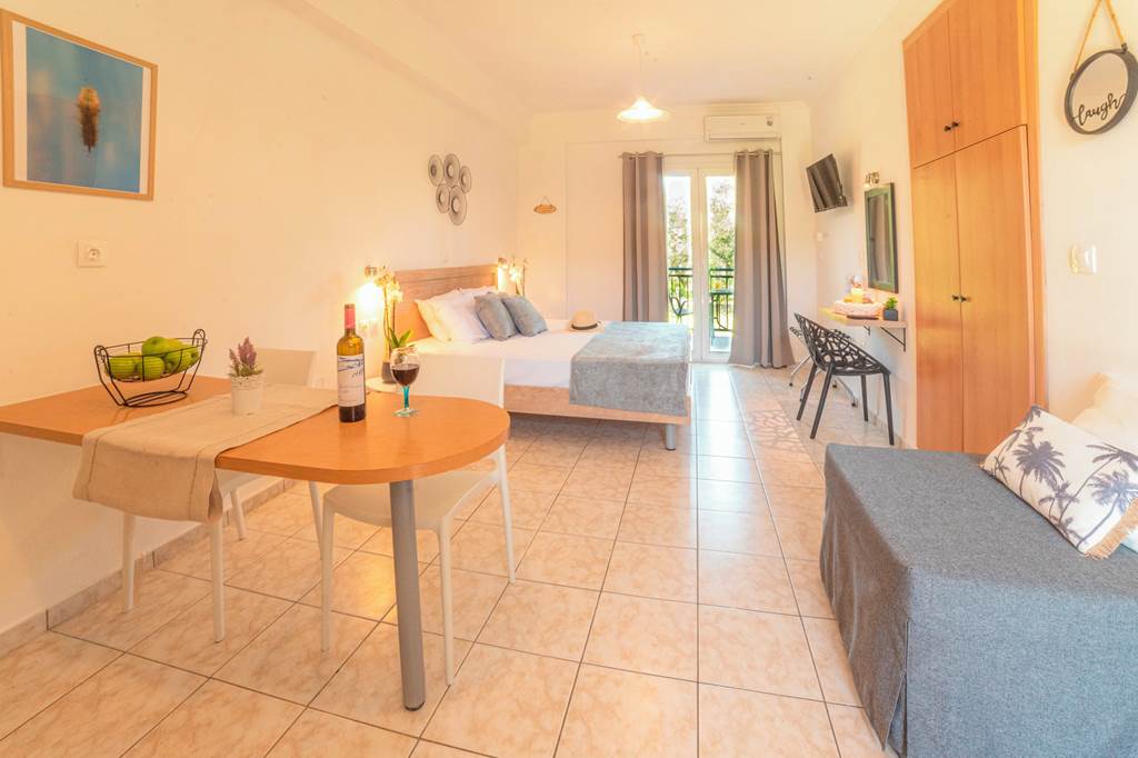 CFU_88091_Yianetta_Hotel_Apartments_0924_19.jpg