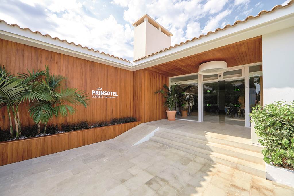 MAH_71047_Prinsotel_La_Caleta_Apartments_1118_16.jpg
