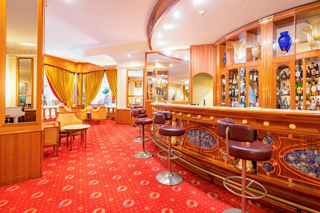 NAP_73331_Grand_Hotel_La_Pace_0523_18.jpg