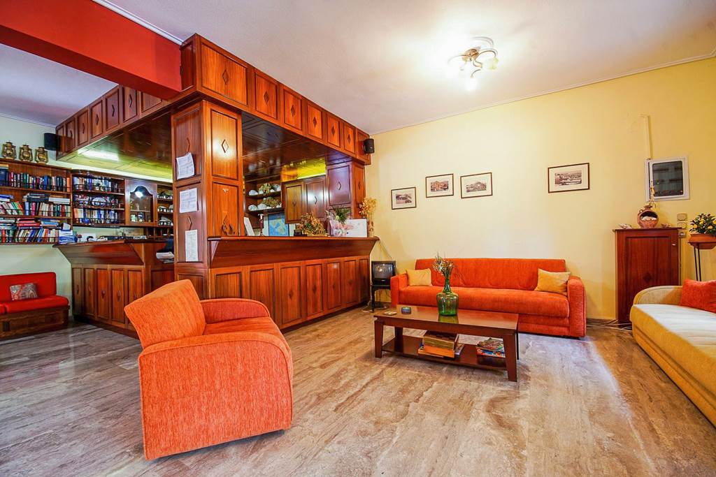 MJT_86619_Iris_Hotel_1123_11.jpg