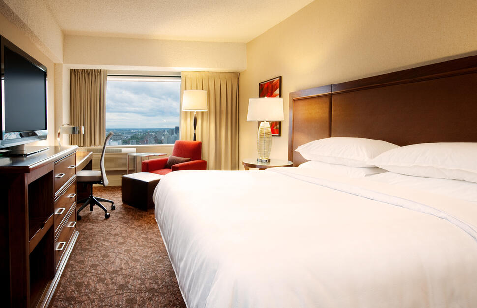 Le-Centre-Sheraton-Montreal-1.jpg