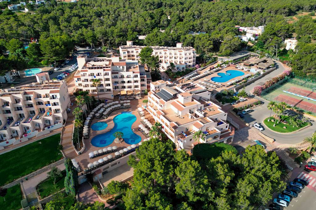 IBZ_70451_Invisa_Figueral_Resort_0724_22.jpg